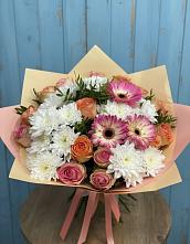 Букет цветов из:  Розы, Герберы и Хризантемы в Сыктывкаре