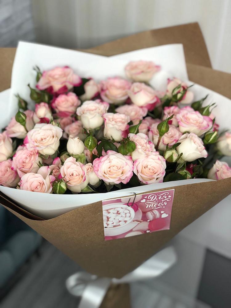 Букет цветов из: Розы в Сыктывкаре