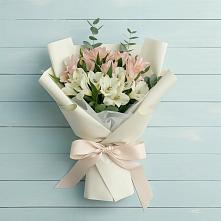Букет цветов из:  Альстромерии в Сыктывкаре