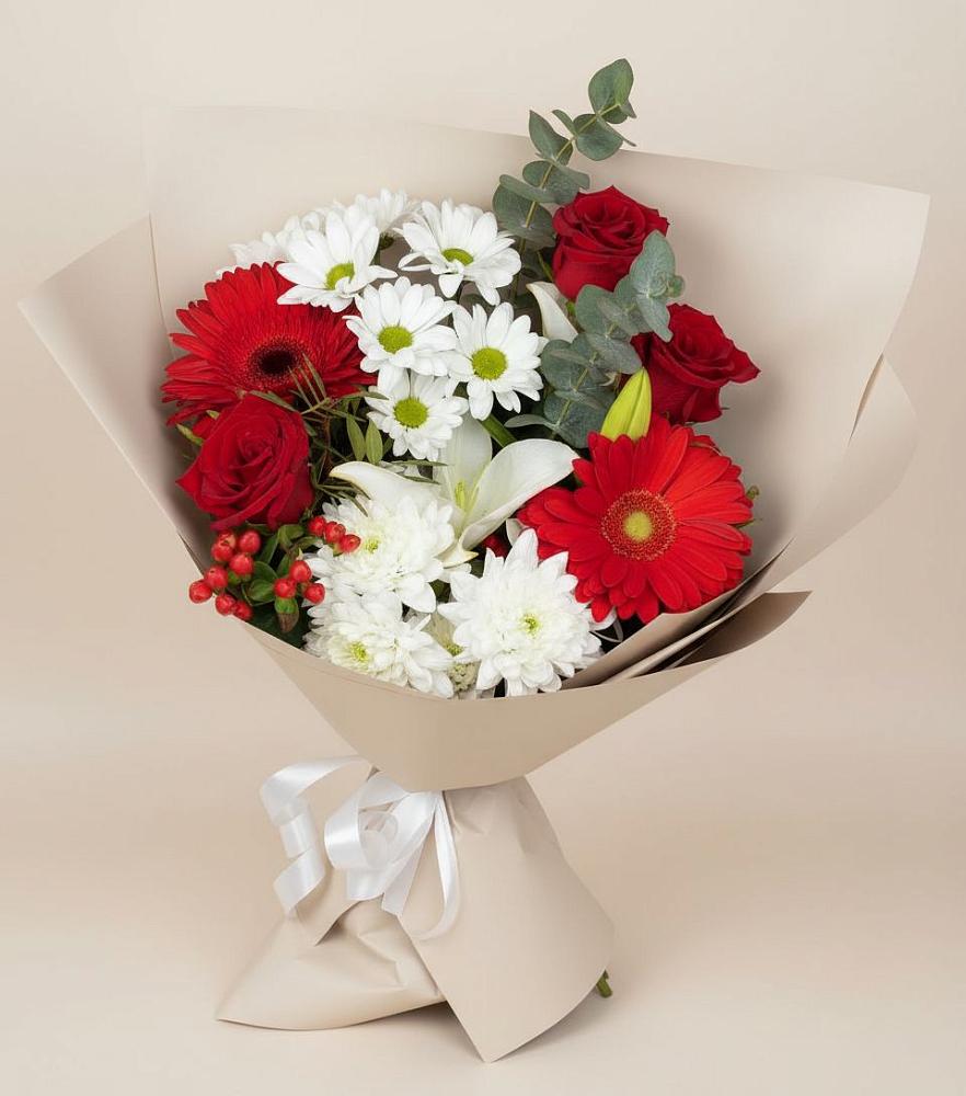 Букет цветов из: Розы, Хризантемы, Герберы и Лилии в Сыктывкаре
