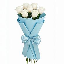 Букет 7 белых роз Проуд в Сыктывкаре