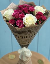 Букет Удивительный из роз в Сыктывкаре Букет цветов из: Розы в Сыктывкаре
