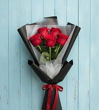 Букет в ритме города в Сыктывкаре Букет цветов из: Розы в Сыктывкаре