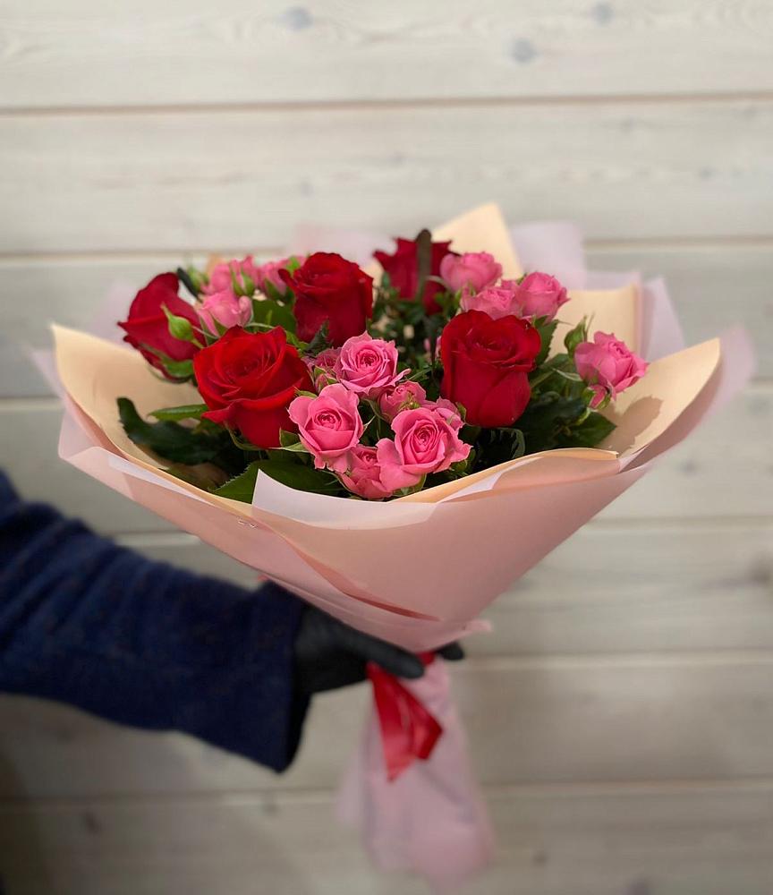 Букет цветов из: Розы в Сыктывкаре
