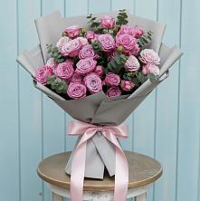 Композиция Яркий комплимент в Сыктывкаре Букет цветов из: Розы в Сыктывкаре